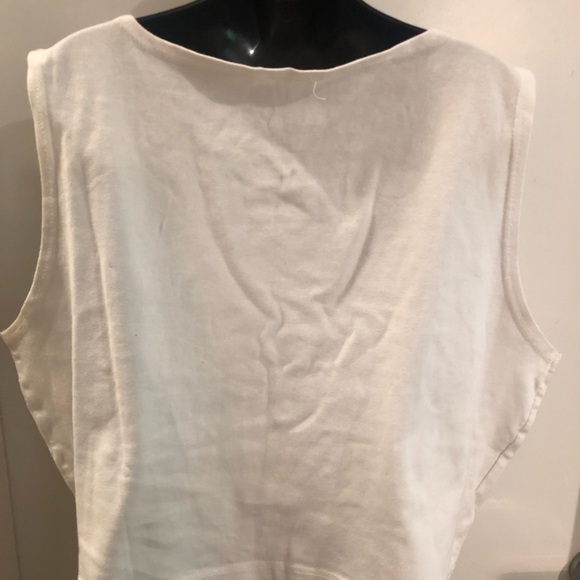 10/$20 RETRO CROP TOP 3X - Picture 7 of 8